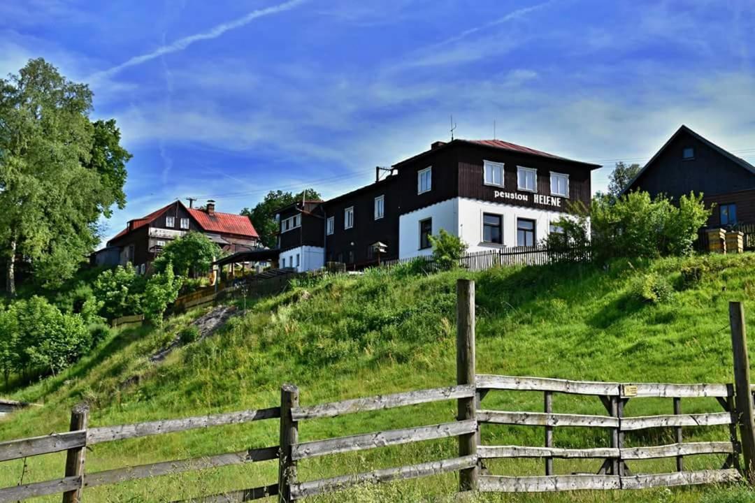 Pension Helene S Mini Pivovarem Kytlice Exterior foto